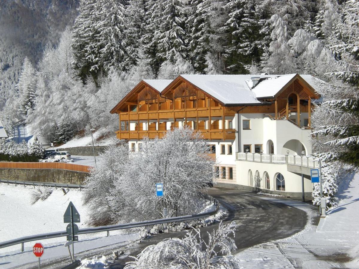 Hotel Kranebitt Валь-ді-Віцце Екстер'єр фото
