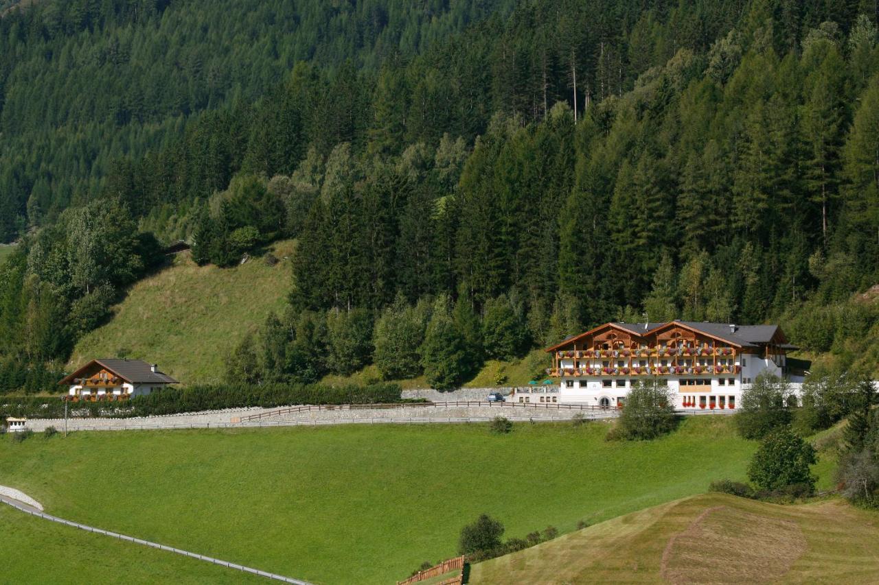 Hotel Kranebitt Валь-ді-Віцце Екстер'єр фото